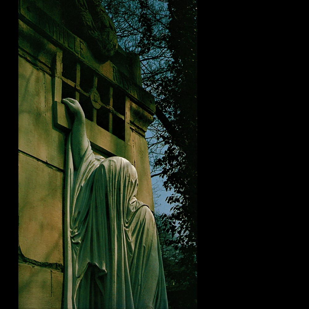 You are currently viewing Dead Can Dance: neste dia, em 1987, “Within The Realm of a Dying Sun” era lançado