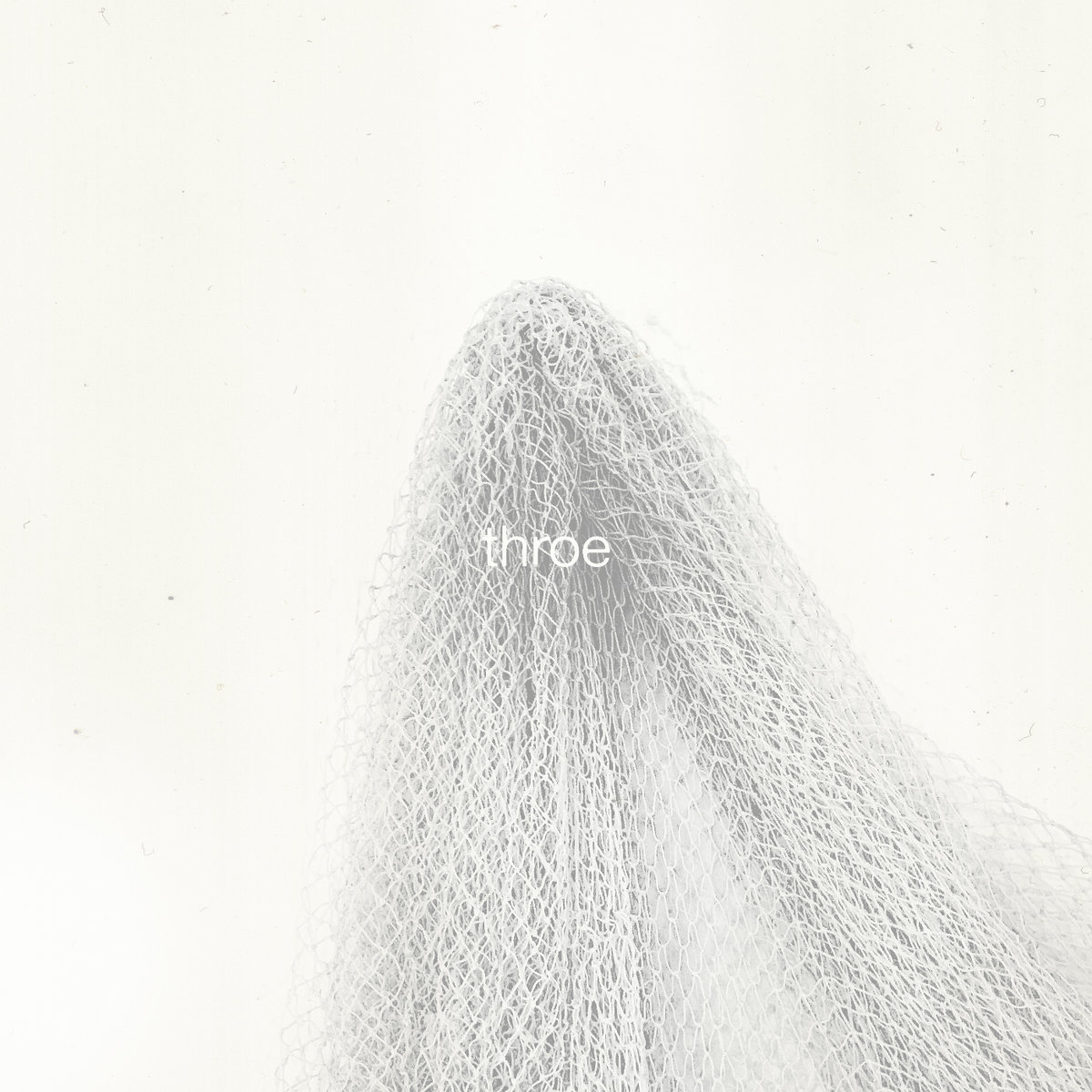 Leia mais sobre o artigo Projeto post-rock/industrial Throe lança novo EP; “O Enterro das Marés”