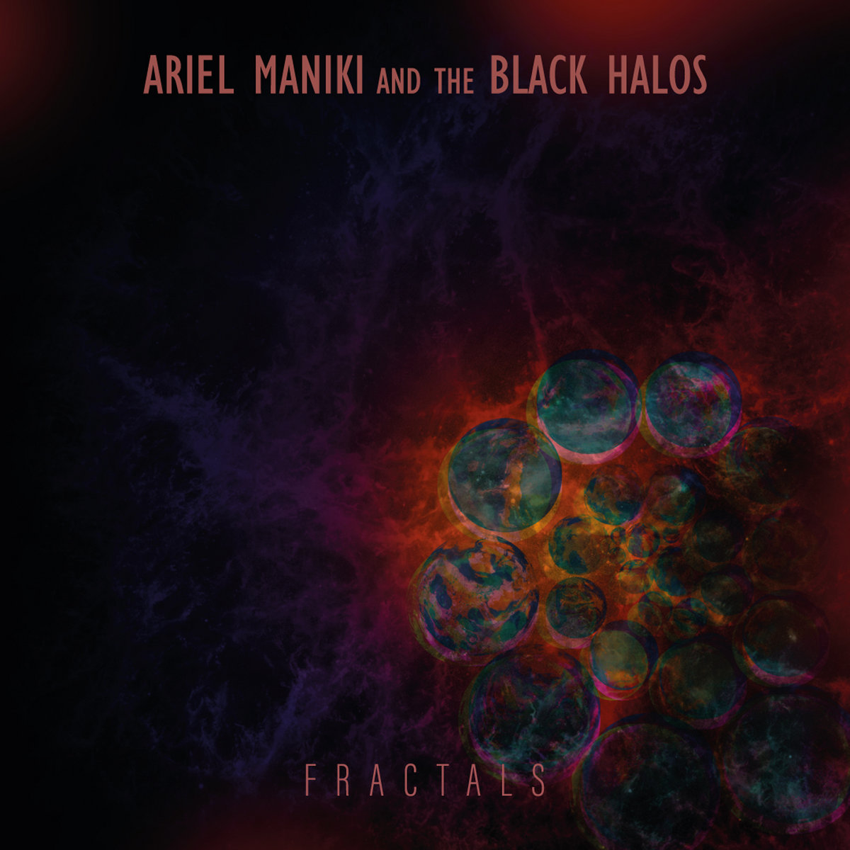 Leia mais sobre o artigo Ariel Maniki and the Black Halos – Fractals