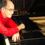 Escalado para o Rock in Rio 2024, pianista Antonio Adolfo lança álbum tributo a Cole Porter