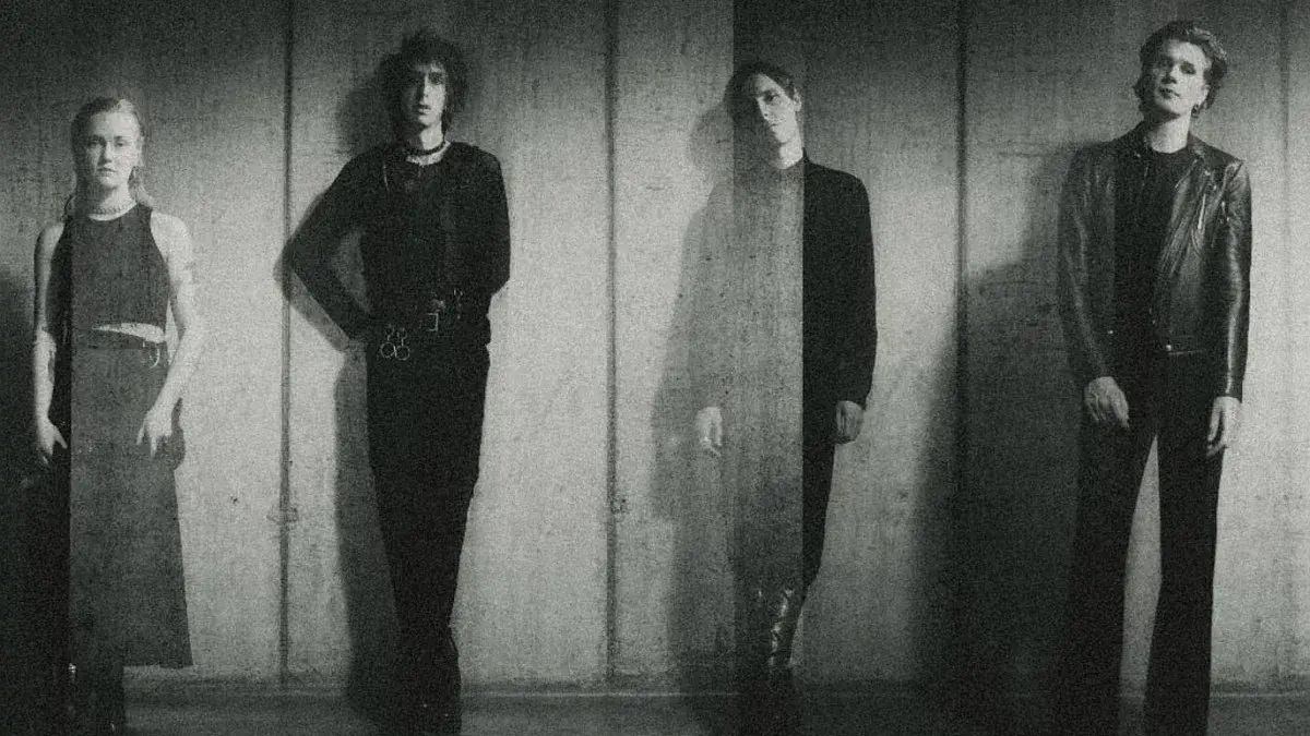 Você está visualizando atualmente Começando a semana com The Horrors, Pritesh Walia, Edax e mais